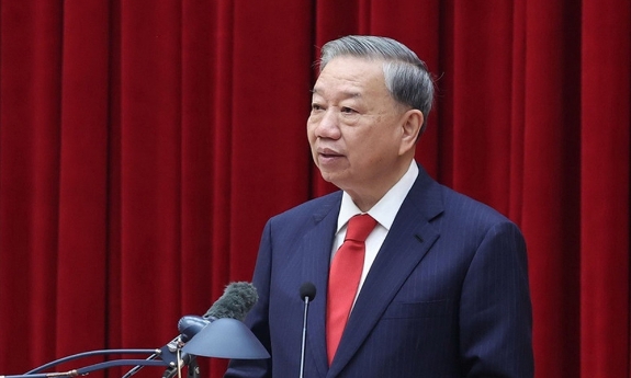 Tổng Bí thư Tô Lâm thăm hỏi, động viên đồng bào, cán bộ, chiến sĩ trên cả nước đang ứng phó, khắc phục hậu quả thiên tai